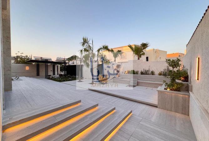 124290108 - Property Image 2