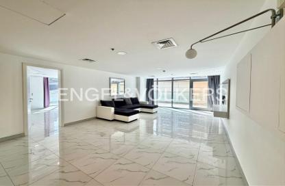 Apartment - 1 Bedroom - 2 Bathrooms for rent in Marina Wharf 2 - Marina Wharf - Dubai Marina - Dubai