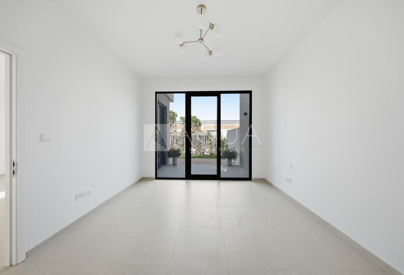 Type A | Single Row | Vastu Complaint | Upgraded photo 3