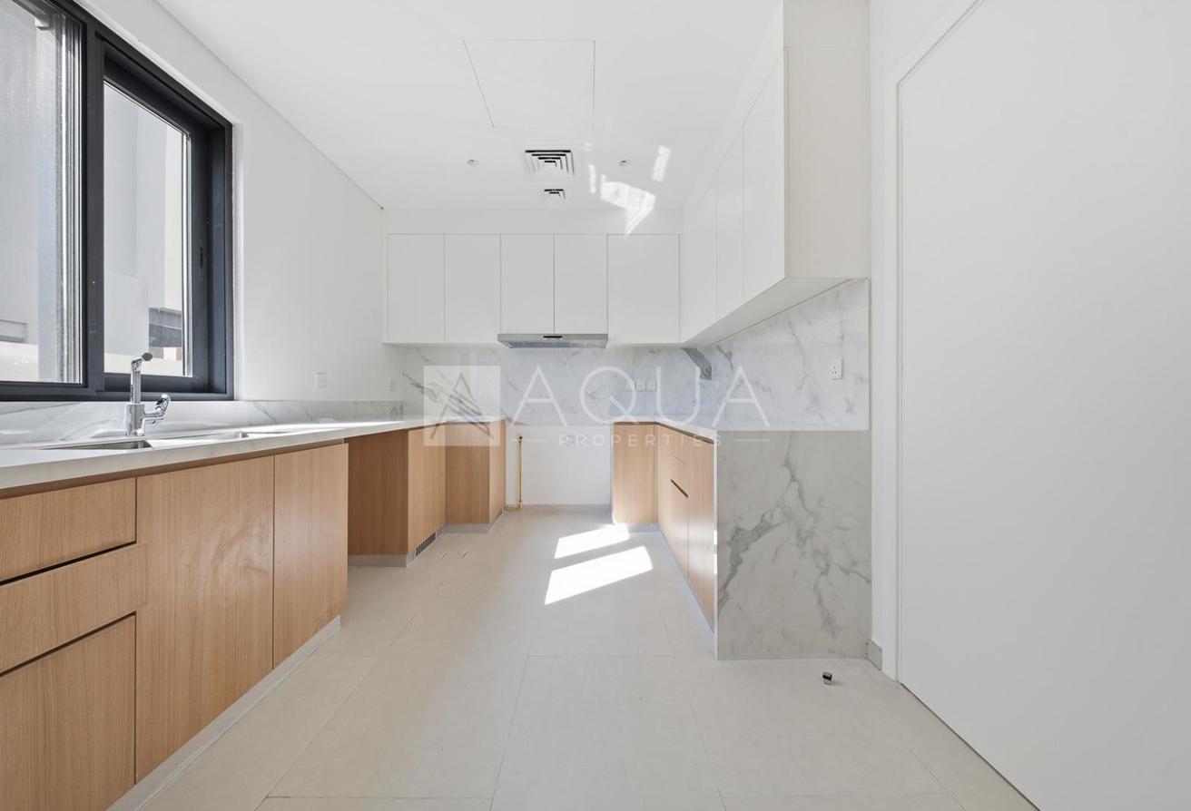 Type A | Single Row | Vastu Complaint | Upgraded photo 5