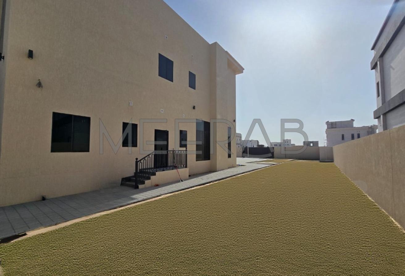 BRAND NEW VILLA WITH MODERN INTERIORS photo 14