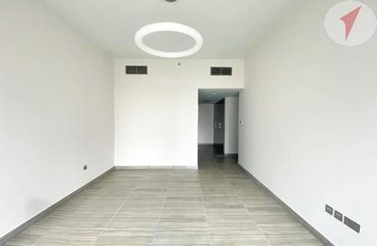 Apartment - 1 Bedroom - 2 Bathrooms for rent in Siraj Tower - Arjan - Dubai