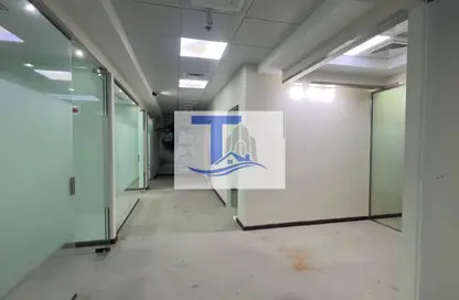 مكتب - استوديو - 2 حمامات للايجار في شارع الكورنيش - أبوظبي