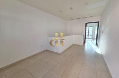 Townhouse - 1 Bedroom - 2 Bathrooms for rent in District 12T - Jumeirah Village Circle - Dubai