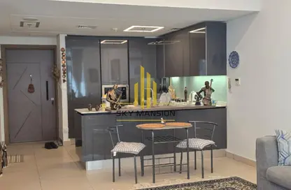 Apartment - 1 Bedroom - 2 Bathrooms for sale in Sunrise Legend - Arjan - Dubai
