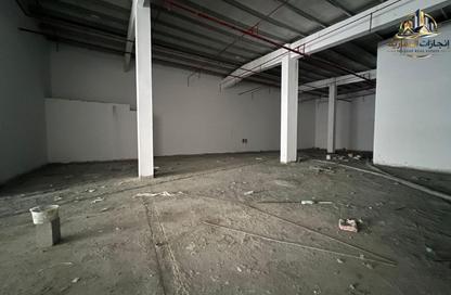 Retail - Studio - 1 for rent in Al Rashidiya Towers - Al Rashidiya - Ajman Downtown - Ajman