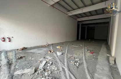 Retail - Studio - 1 for rent in Al Rashidiya Towers - Al Rashidiya - Ajman Downtown - Ajman