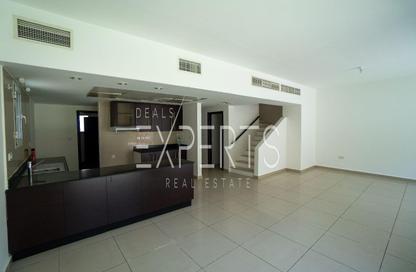 Villa - 4 - 5 for rent in Mediterranean Style - Al Reef Villas - Al Reef - Abu Dhabi