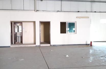 Warehouse - Studio for rent in Mazyad Mall - Mohamed Bin Zayed City - Abu Dhabi