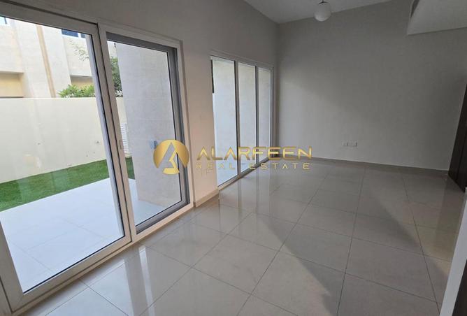 3BHK | Spacious Layout | Community View
