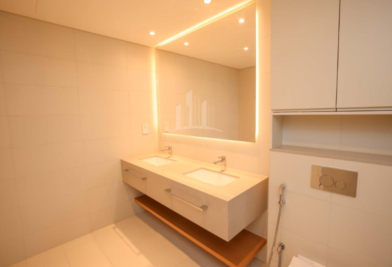 Fully furnished | High Floor | Full Sea view photo 11