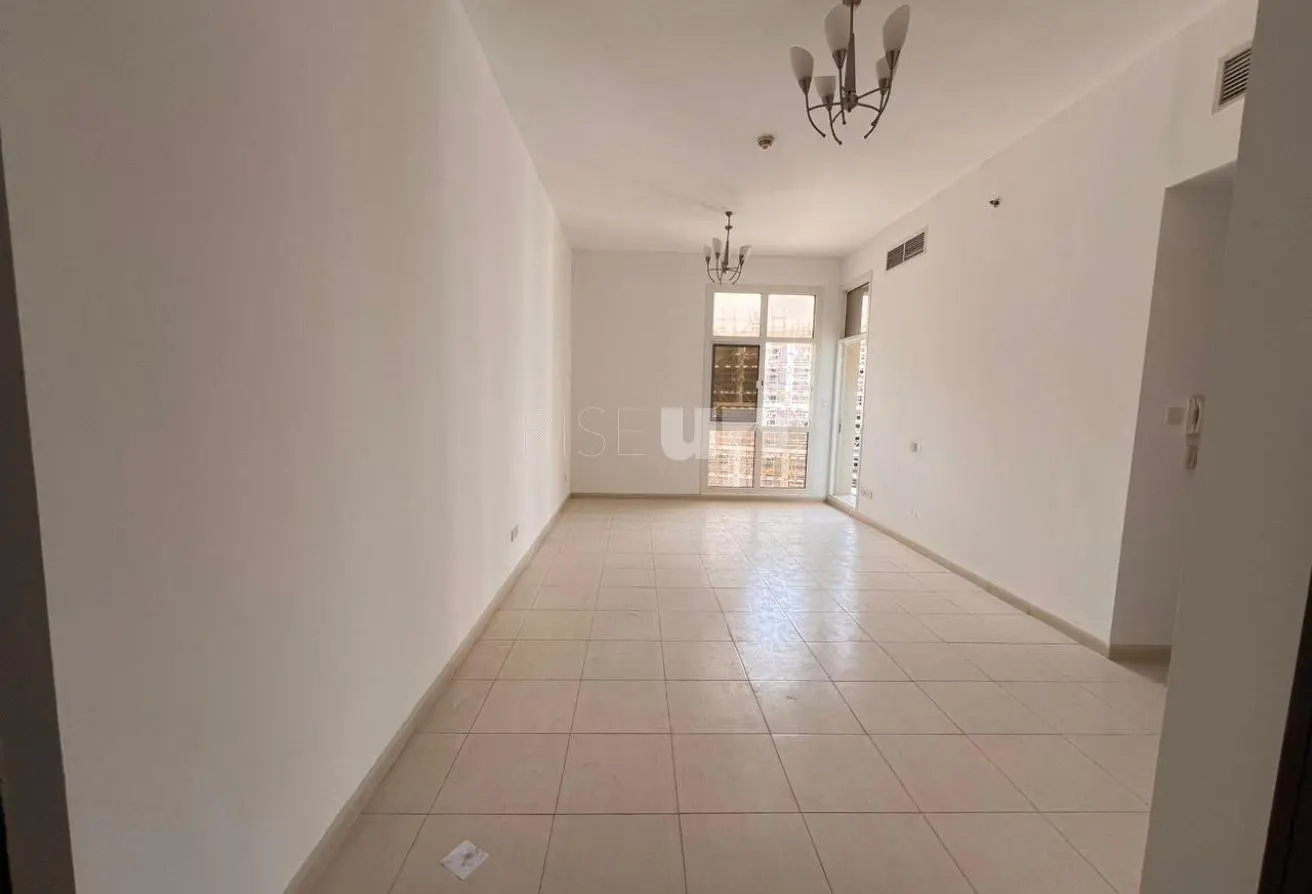 156926904 - Property Main Image