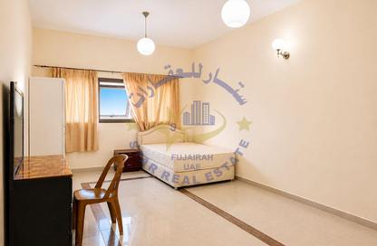 Apartment - 2 - 2 for rent in Corniche Al Fujairah - Fujairah