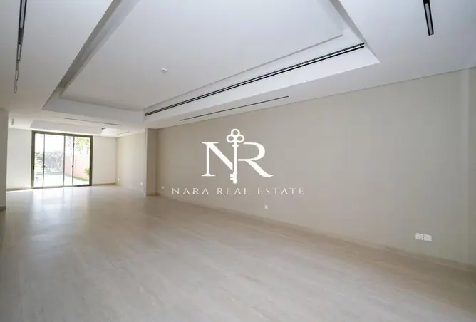 156105382 - Property Image 2