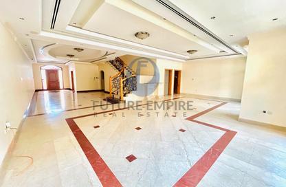 Villa - 5 - 6 for rent in Al Manara - Dubai Villa - 5 - 6 for rent in Al Manara - Dubai