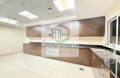 Apartment - 3 Bedrooms - 4 Bathrooms for rent in Duja Tower - Sheikh Zayed Road - Dubai