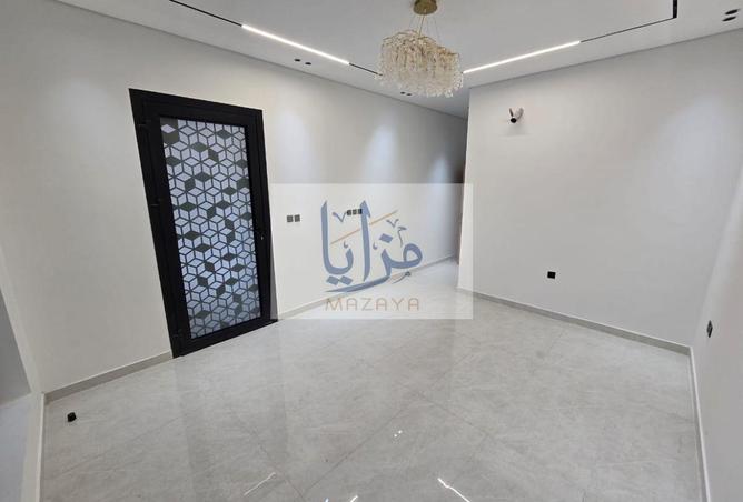 125190558 - Property Image 3