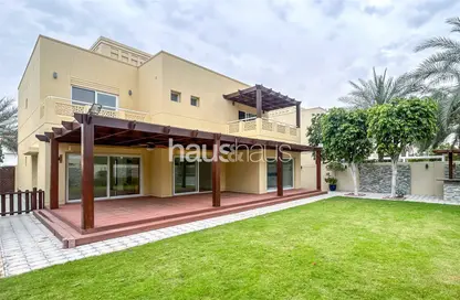 Villa - 5 Bedrooms - 4 Bathrooms for rent in Meadows 2 - Meadows - Dubai