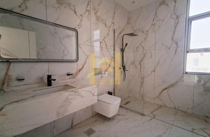 Whole Building - 7+ - 7+ for rent in Al Rashidiya Towers - Al Rashidiya - Ajman Downtown - Ajman