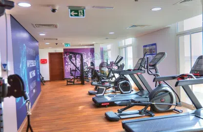 شقة - 1 حمام للايجار في عزيزي بلازا - الفرجان - دبي