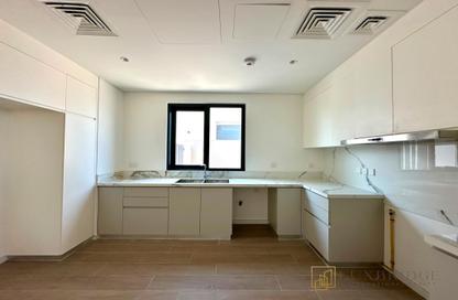Townhouse - 4 - 4 for rent in Jebel Ali Village Townhouses - Jebel Ali Village - Jebel Ali - Dubai