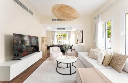 Apartment - 3 Bedrooms - 3 Bathrooms for rent in Springs 15 - The Springs - Dubai Apartment - 3 Bedrooms - 3 Bathrooms for rent in Springs 15 - The Springs - Dubai
