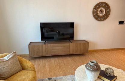 Apartment - 1 Bedroom - 2 Bathrooms for rent in Boulevard Central Tower 2 - Boulevard Central Towers - Downtown Dubai - Dubai