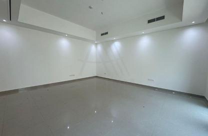 Apartment - 3 Bedrooms - 4 Bathrooms for rent in Bloom Gardens - Al Salam Street - Abu Dhabi
