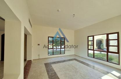 Villa - 4 - 5 for rent in Sas Al Nakheel Village - Sas Al Nakheel - Abu Dhabi