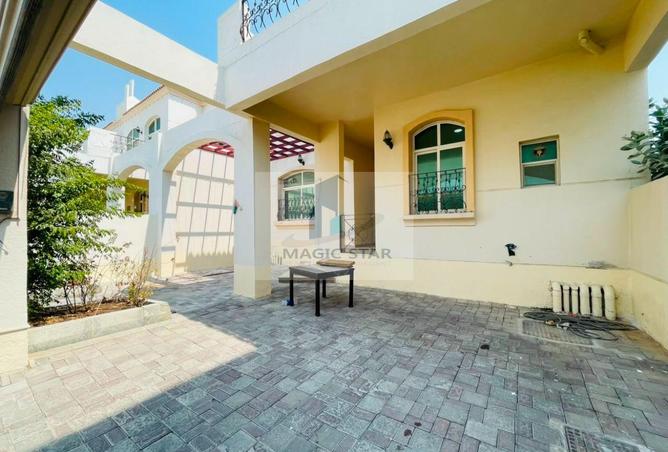 4-bed villa in Khalifa City A Villas — photo 2