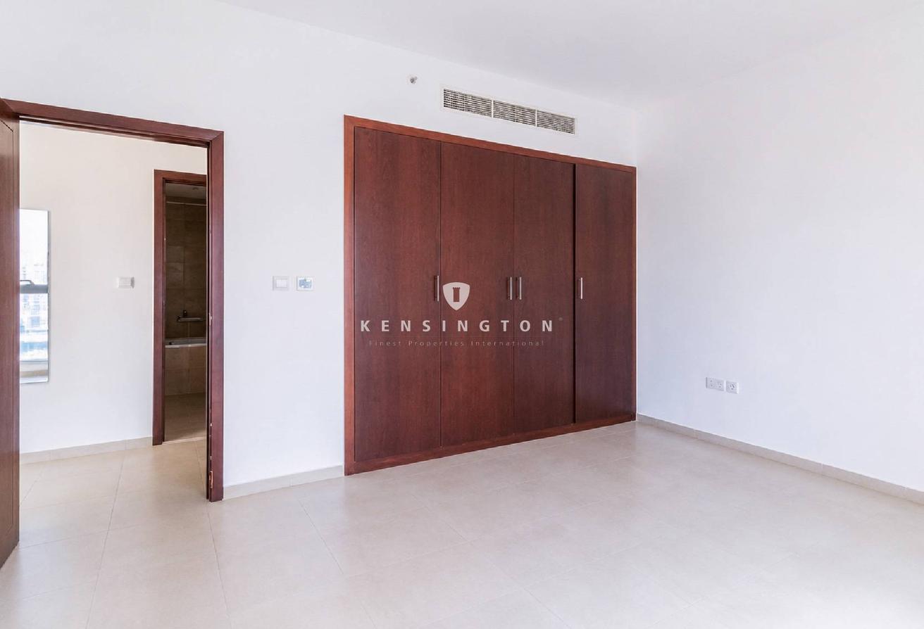 Burj Khalifa View | Spacious Layout | Exclusive photo 9