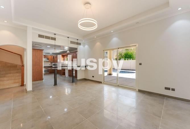 135646267 - Property Image 3