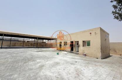 Warehouse - Studio - 1 Bathroom for rent in Al Sajaa S - Al Sajaa - Sharjah