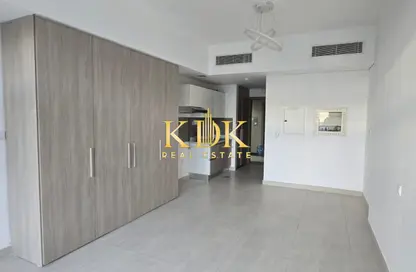 Apartment - 1 Bedroom - 2 Bathrooms for rent in La Perla Blanca - District 15 - Jumeirah Village Circle - Dubai