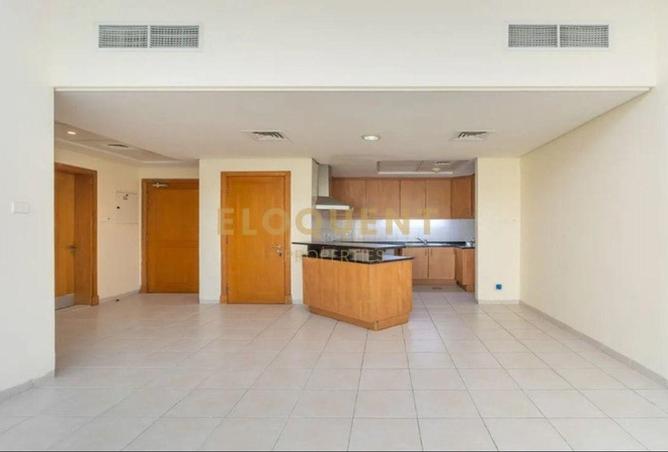 65182598 - Property Image 3