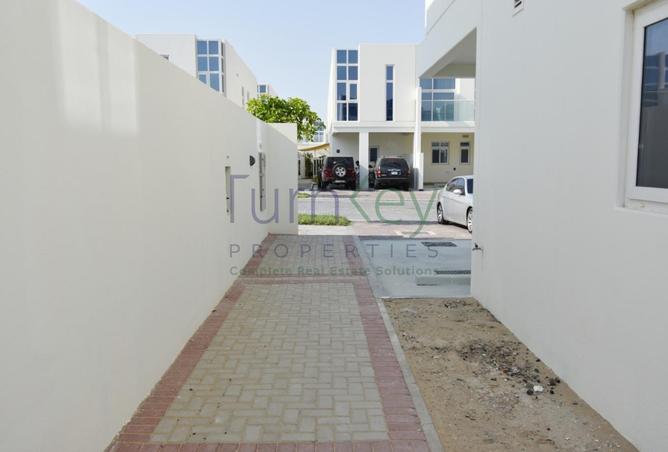 106403437 - Property Image 3