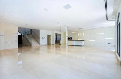 Villa - 5 - 6 for rent in Garden Homes Frond D - Garden Homes - Palm Jumeirah - Dubai
