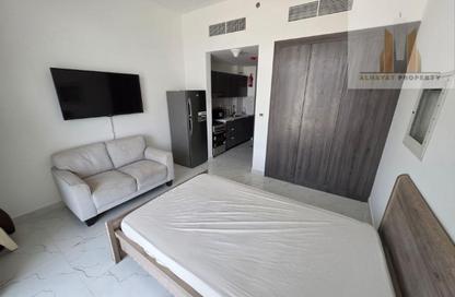 Apartment - Studio - 1 for rent in Time 1 - Dubai Land Residence Complex - Dubai Apartment - Studio - 1 for rent in Time 1 - Dubai Land Residence Complex - Dubai