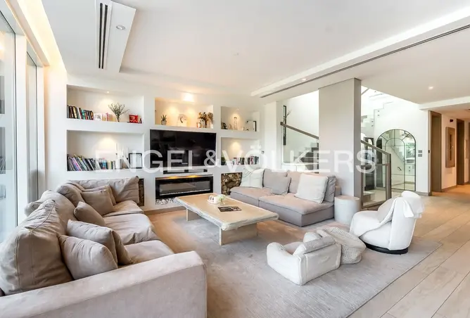 152825455 - Property Image 2