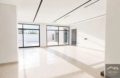 Villa - 5 Bedrooms - 6 Bathrooms for rent in Nad Al Sheba Villas - Nad Al Sheba 3 - Nad Al Sheba - Dubai