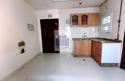 Apartment - Studio - 1 Bathroom for rent in Muwaileh - Sharjah Apartment - Studio - 1 Bathroom for rent in Muwaileh - Sharjah
