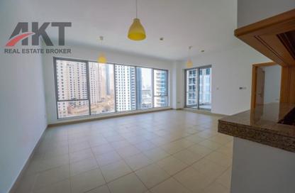 Apartment - 2 Bedrooms - 2 Bathrooms for sale in Shemara Tower - Marina Promenade - Dubai Marina - Dubai
