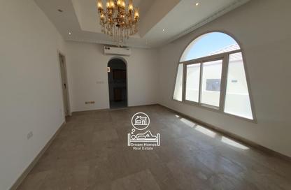 Apartment - 1 Bedroom - 1 Bathroom for rent in Shakhbout City - Abu Dhabi