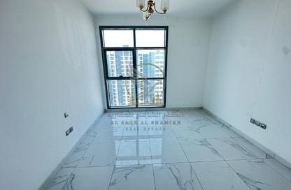 Apartment - 2 - 4 for rent in Al Majaz 1 - Al Majaz - Sharjah
