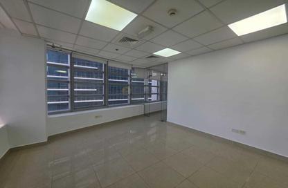 Office Space - Studio - 1 Bathroom for rent in Silver Tower - Business Bay - Dubai