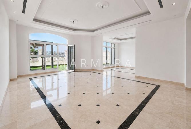 114177160 - Property Image 2