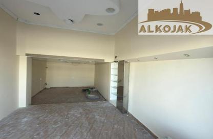 Shop - Studio for rent in Mussafah Industrial Area - Mussafah - Abu Dhabi