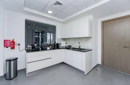 Apartment - 3 Bedrooms - 5 Bathrooms for rent in Al Fattan Downtown - Al Satwa - Dubai