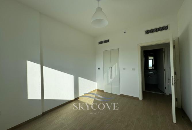 142860837 - Property Image 3