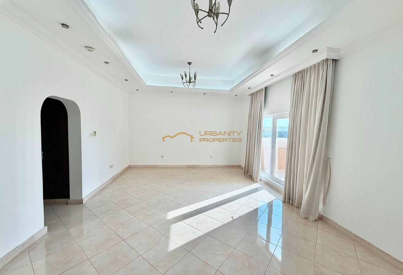 Spacious 4BR Villa w/ Private Pool & Large Garden photo 11